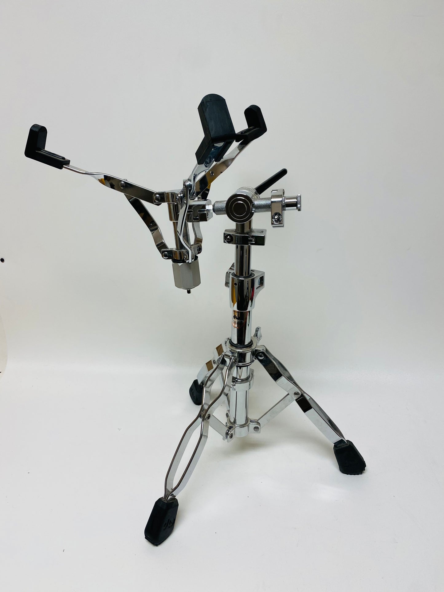 DW  9000 Series Large Basket Snare Drum Stand DWCP9300
